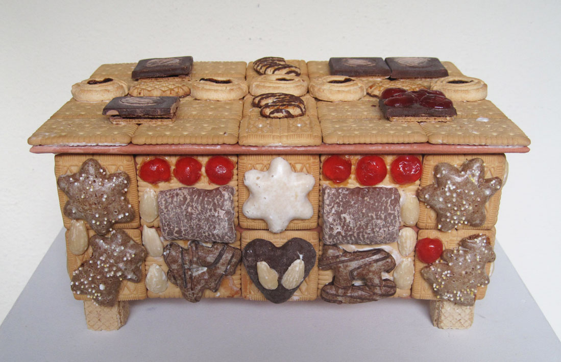 Il focolare, The Hearth, 2004 - Lebkuchenherd (cooker built from cakes from the German Christmas tradition)